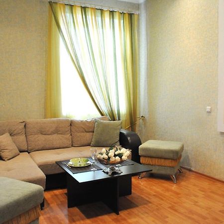 Apartment On Karbyshewa 1 Grodno Exteriér fotografie